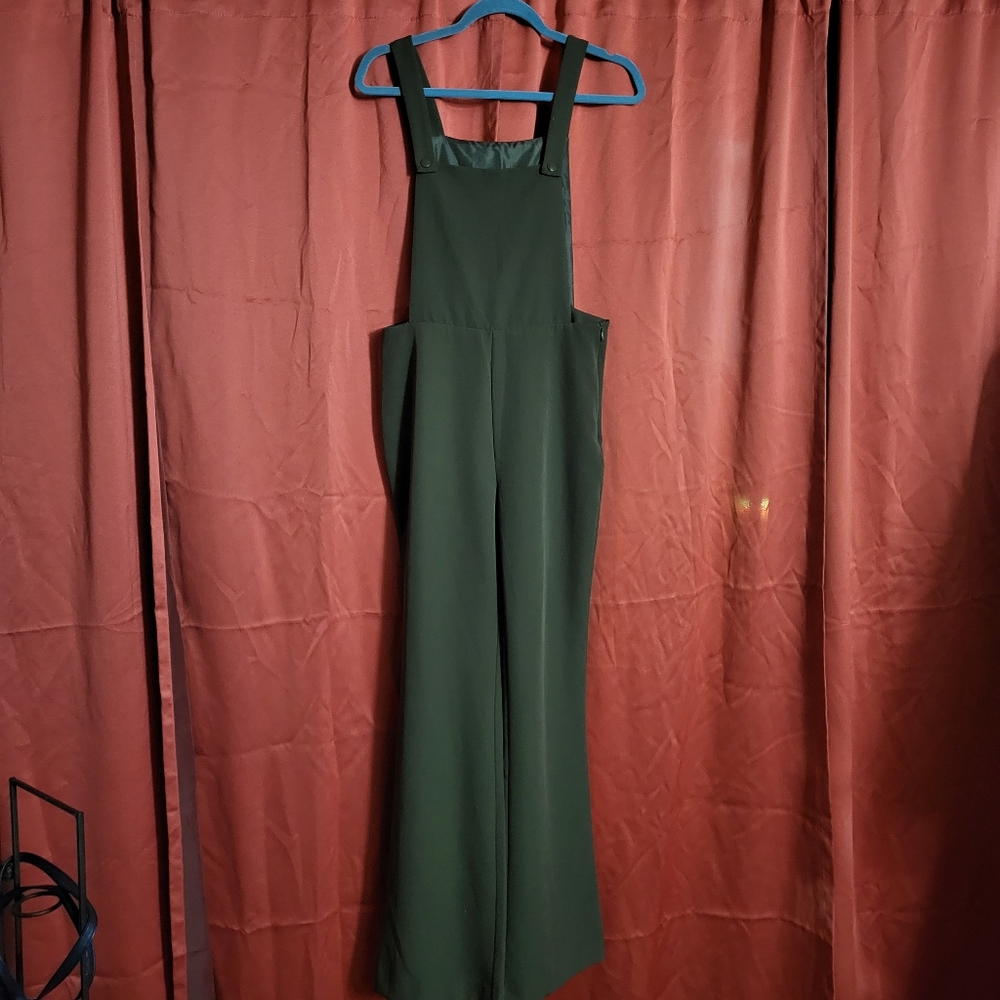 ROMEO & JULIET COUTOUR OLIVE GREEN JUMPER MEDIUM